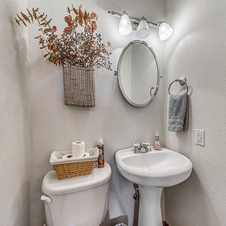 Condo With Hot Tub About 4 Miles To Ruidoso Winter Park! المظهر الخارجي الصورة